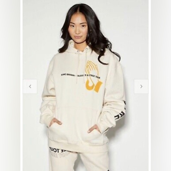 Kane Brown Blessed and Free Tour Set in Cream - Picture 1 of 15